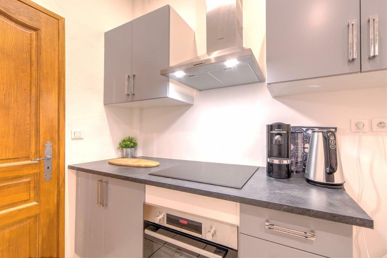 Apartamento Lovely Large Familial In Nice, Minutes Walk To The Beach!