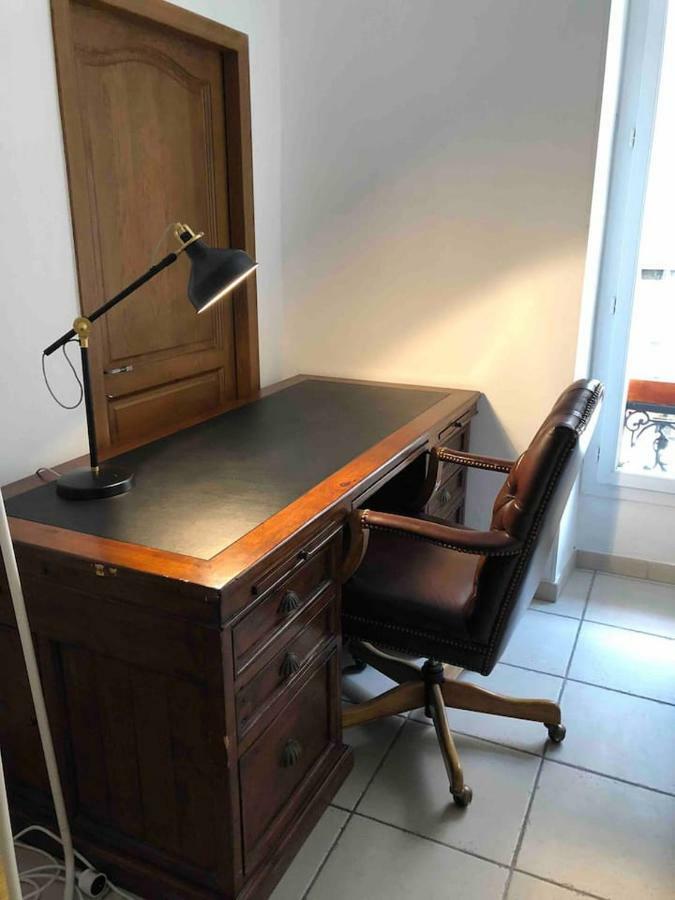 Lovely Large Familial In Nice, Minutes Walk To The Beach! Apartment *