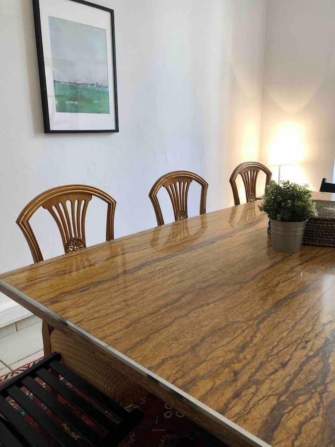 Lovely Large Familial In Nice, Minutes Walk To The Beach! Appartamento *