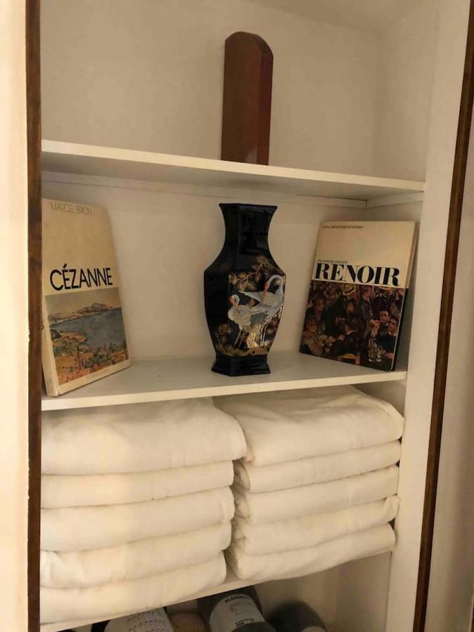 Lovely Large Familial In Nice, Minutes Walk To The Beach! Appartamento