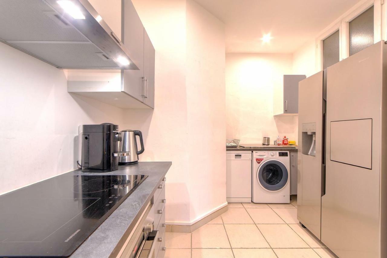 Lovely Large Familial In Nice, Minutes Walk To The Beach! Appartamento Nizza